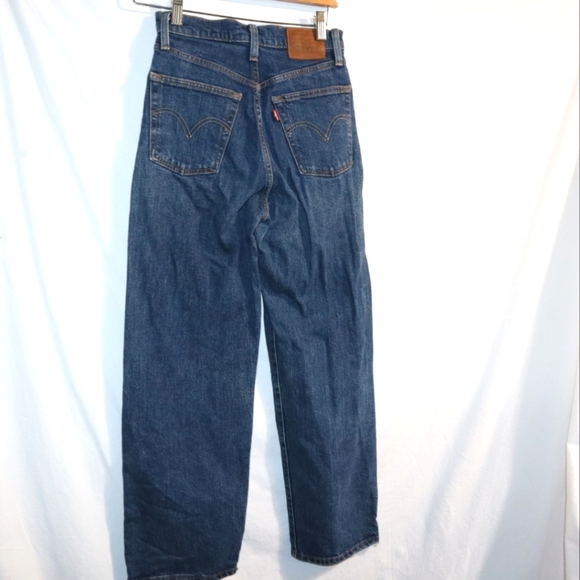 Levis Ribcage Straight Ankle Jean in dark indigo by Levi's. Ribcage Jeanwith its - Picture 7 of 11